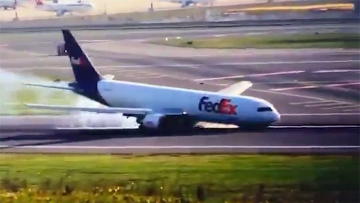 050824-fedex-plane-kal