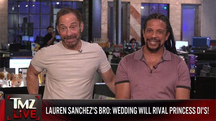 032725_tmz_live_lauren_sanchez_kal