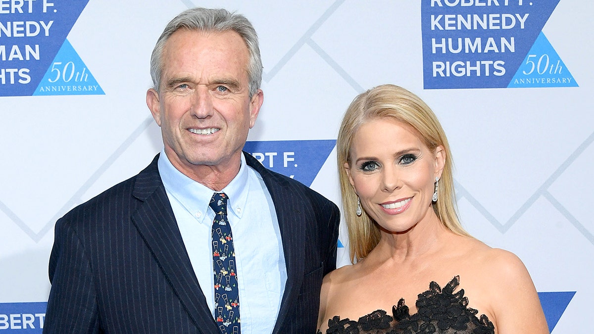 Robert F. Kennedy, Jr. and Cheryl Hines smiling