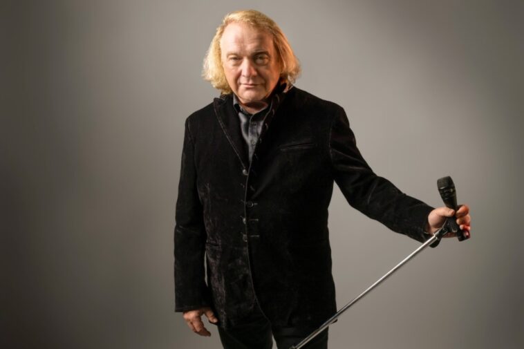 Lou Gramm Talks Final Solo Album & Foreigner's Future