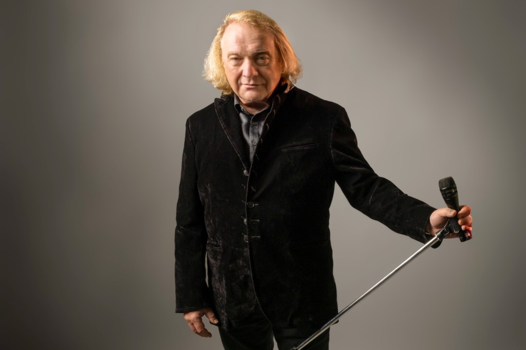 Lou Gramm Talks Final Solo Album & Foreigner's Future