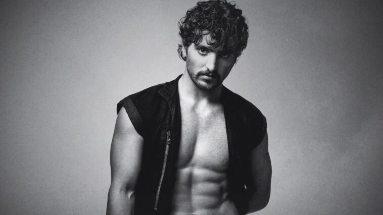 Benson Boone Bakes Up 'Wanted Man' Arena Tour