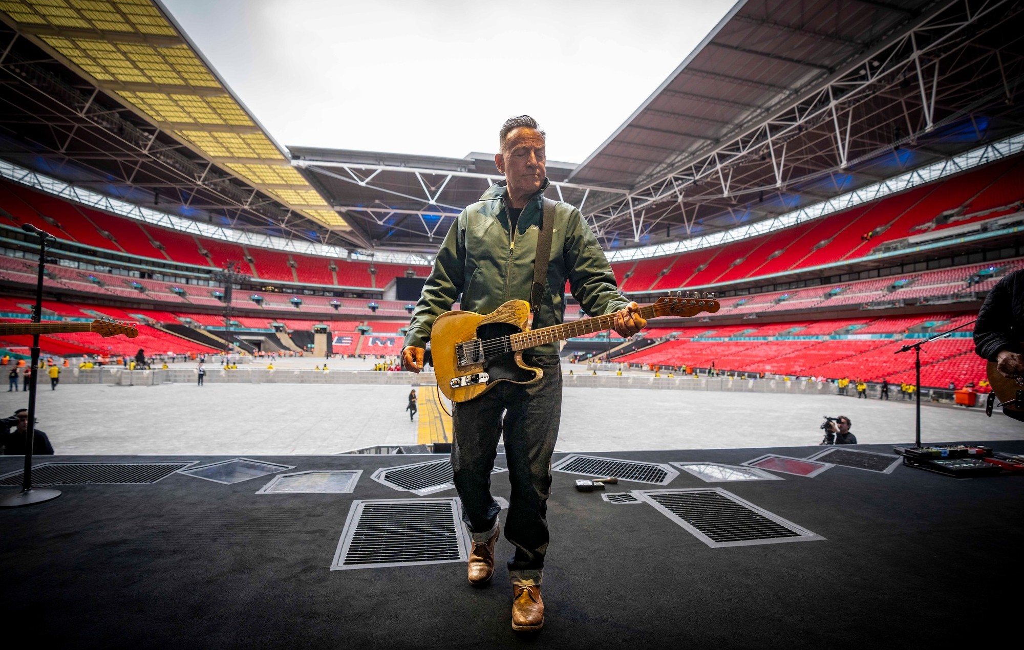 Bruce Springsteen's new tour is "going to be political", says he's prepared for "blowback"