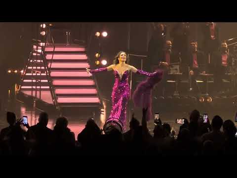 Jennifer Lopez Gives Showgirl Realness! This Will Make You Wanna DANCE AGAIN!