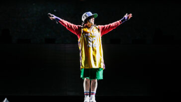 Man accused of stalking Billie Eilish killed by train in New York