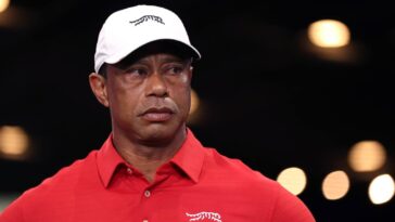 Tiger Woods Charged With DUI After Roll-Over Car Crash