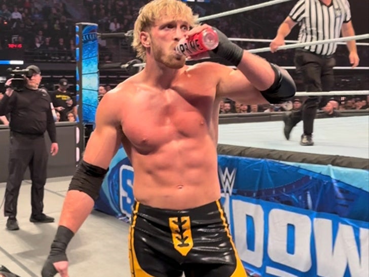 0401-logan-paul-hot-shots-sub1_720