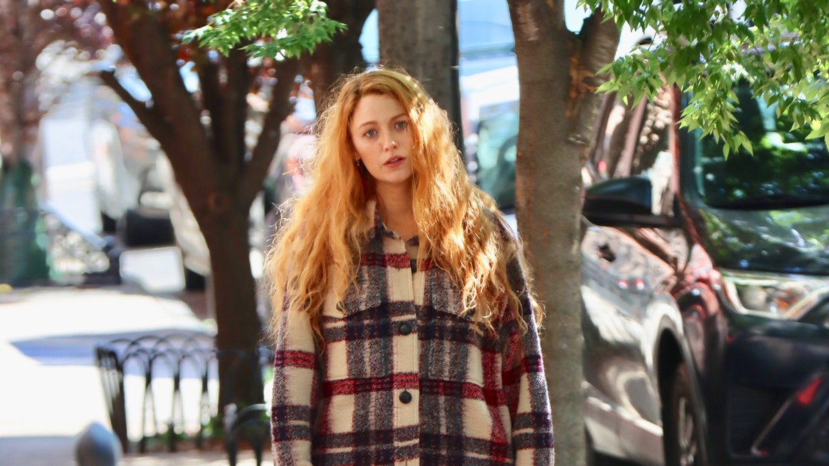 Blake Lively standing on the set of It Ends With Us in Hoboken, New Jersey