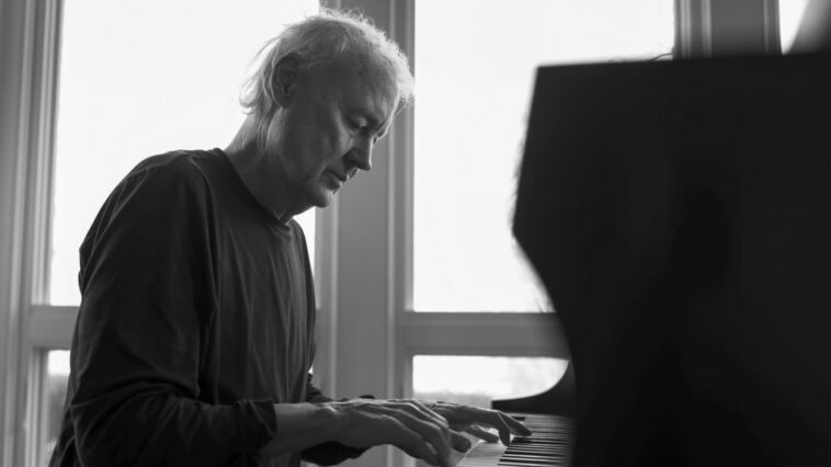 Bruce Hornsby Discusses His Recovery From Burnout For 'Indigo Park'