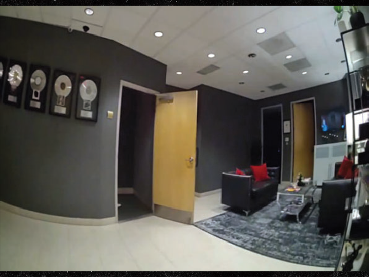 pooh shiesty studio 2