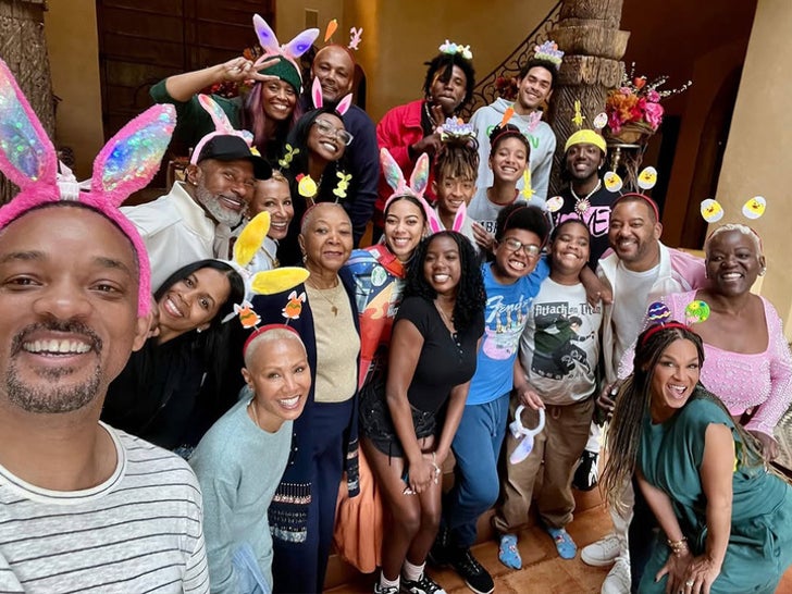 0401-easter-celebunnies-sub2_720