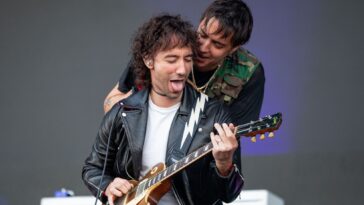 The Strokes officially release 'Going Shopping' and announce release date of new album 'Reality Awaits'