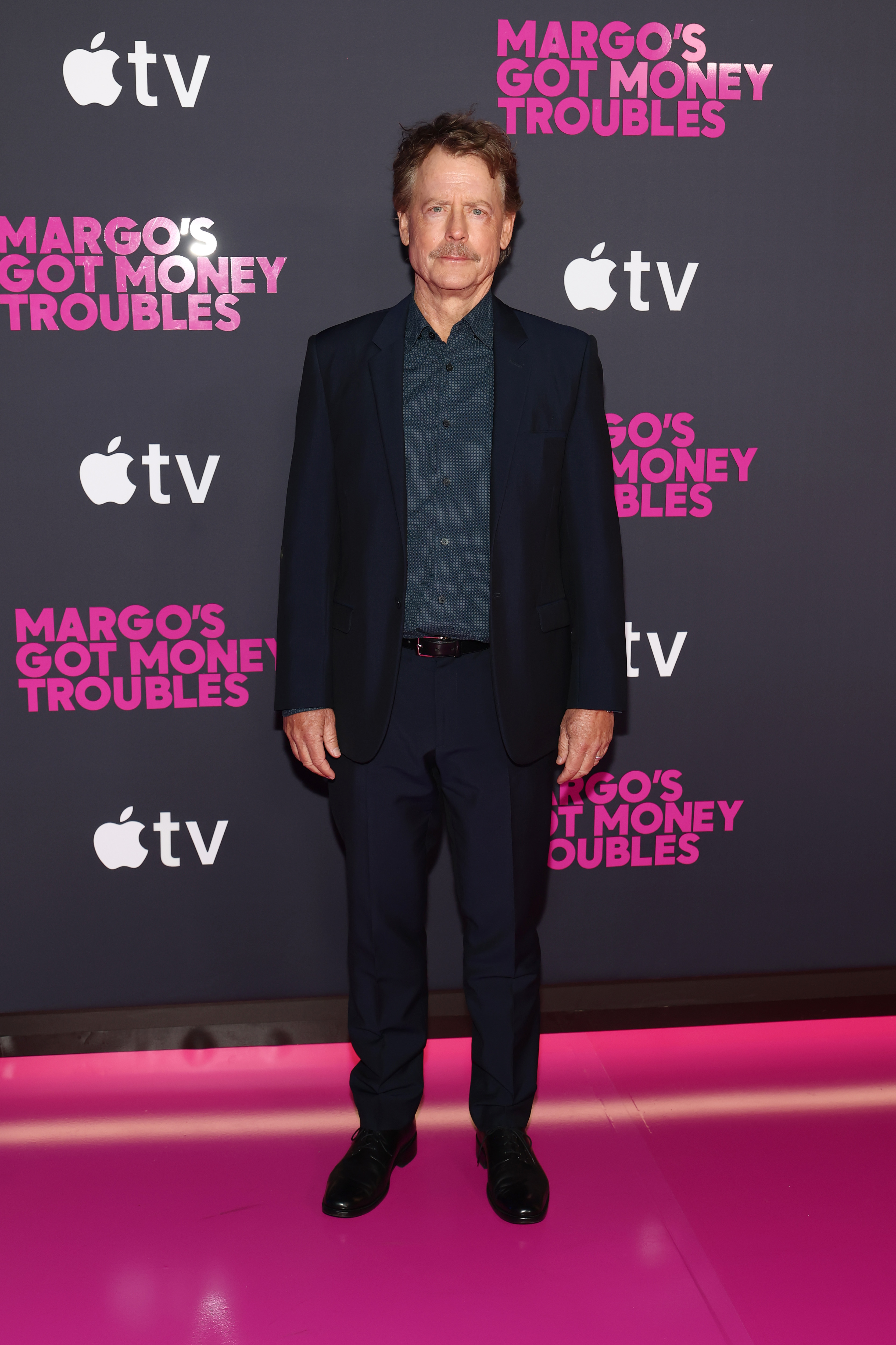 Greg Kinnear, "Margo's Got Money Troubles" premiere