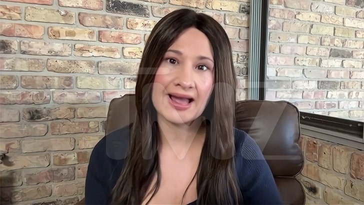 gypsy-rose-neff-at-noon-kal-03-23-2026