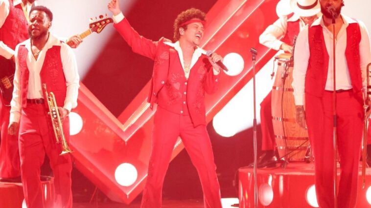 Bruno Mars Readies His First World Tour in Nearly a Decade: Road Work