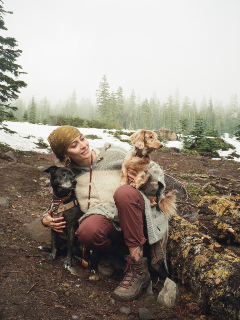 Paris Jackson hits the road  with two of her pups, Koa and Malachi, and goes on a hike.