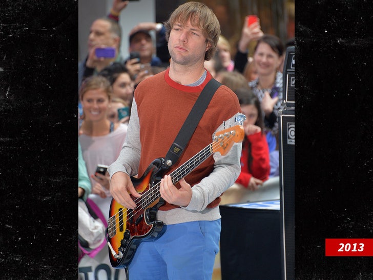 mickey madden sub getty swipe