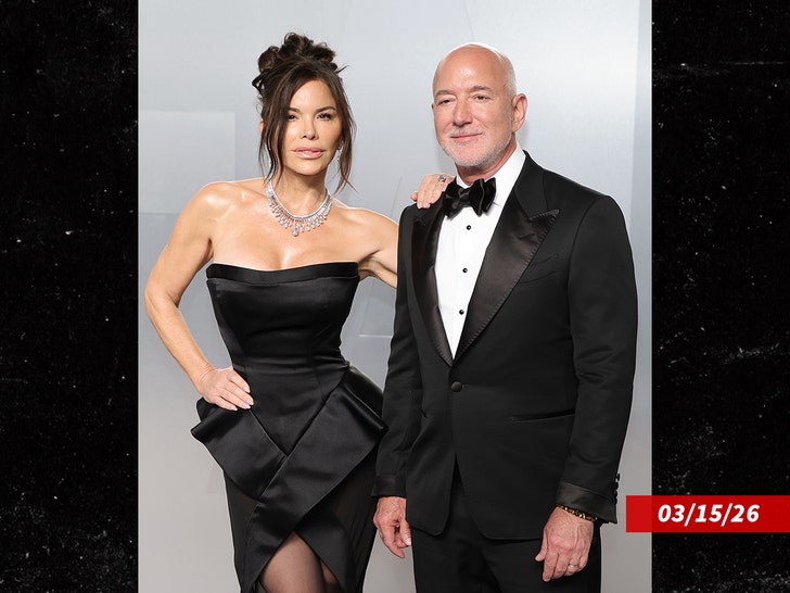 lauren-sanchez-jeff-bezos-sub-getty-1