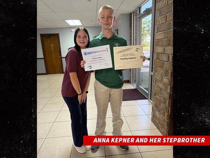 Anna Kepner and stepbrother Timothy Hudson insta 3