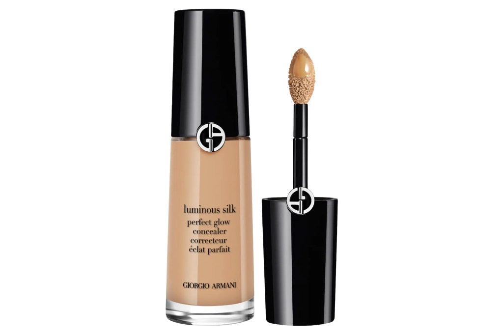 Giorgio Armani Luminous Silk Perfect Glow Concealer with applicator.