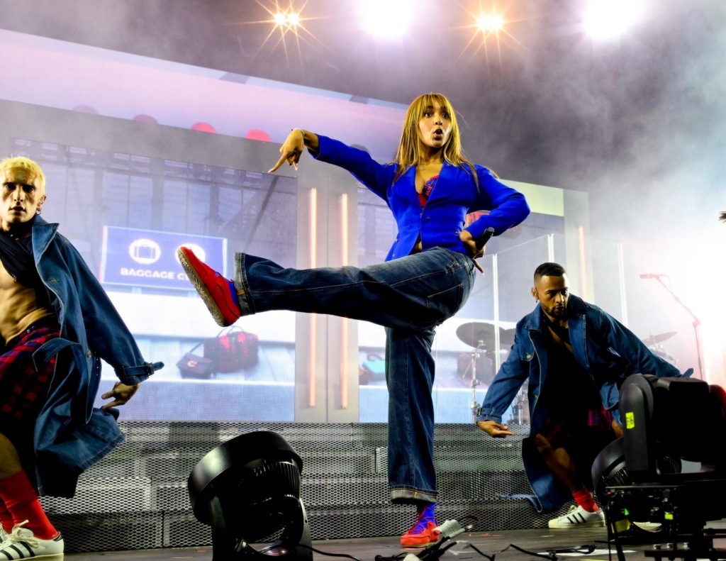 PinkPantheress 2026 Coachella-Approved UGG Shoes: Where to Buy Online