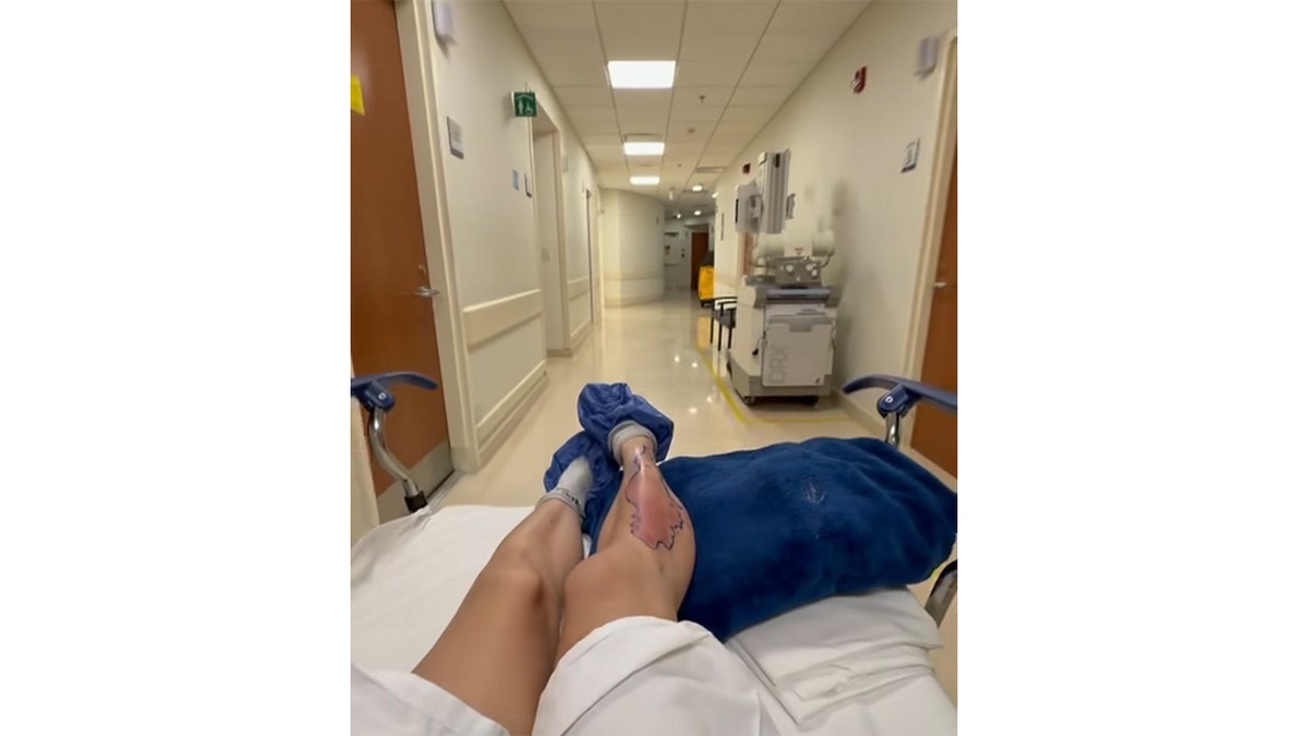 Taylor Momsen in the hospital for a spider bite