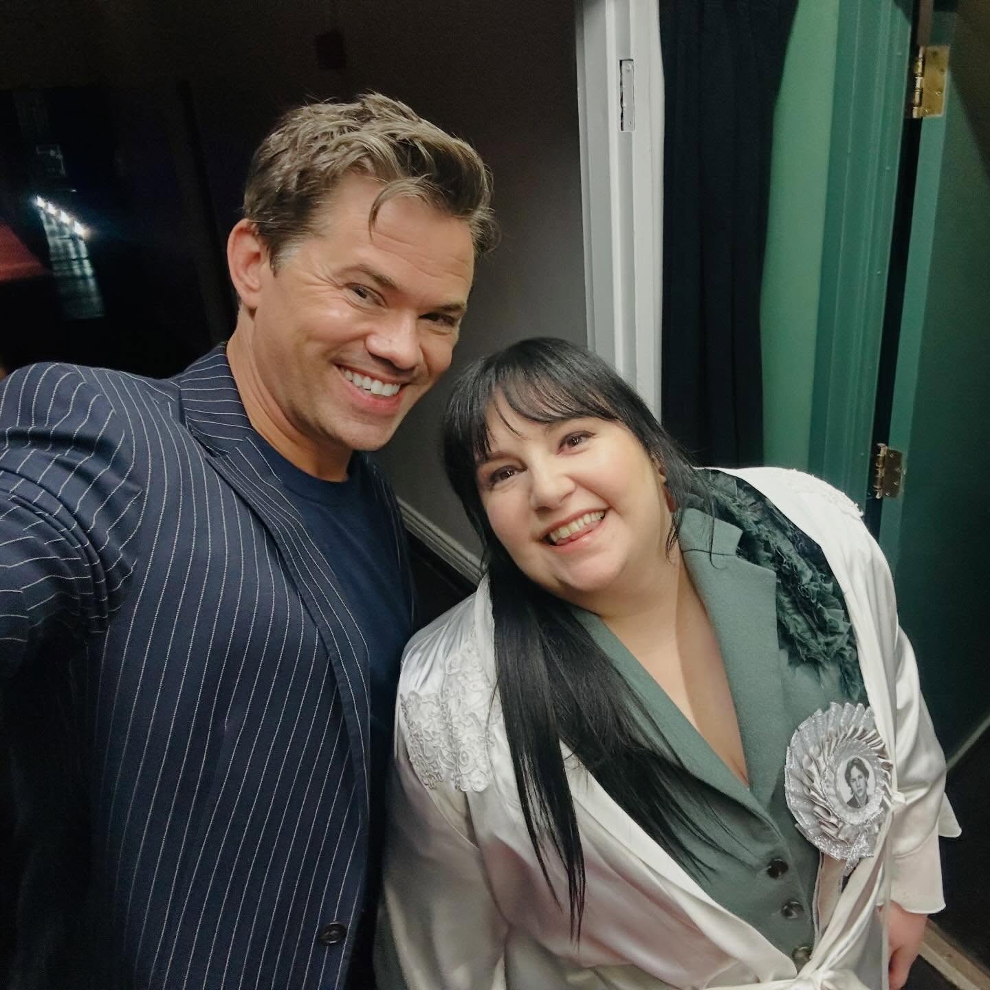 Andrew Rannells hangs out with his "girl" Lena Dunham.