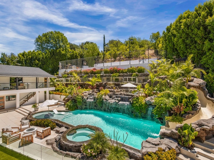 Meghan Trainor Lists LA Home 4