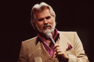 Kenny Rogers performs in concert on May 9, 1986 at Long Beach Arena in Long Beach, California.
