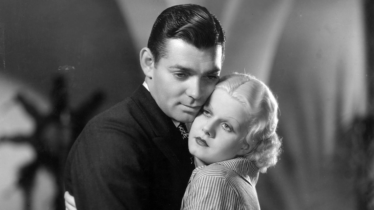 Clarke Gable and Jean Harlow together in a scene for the movie "Hold Your Man."