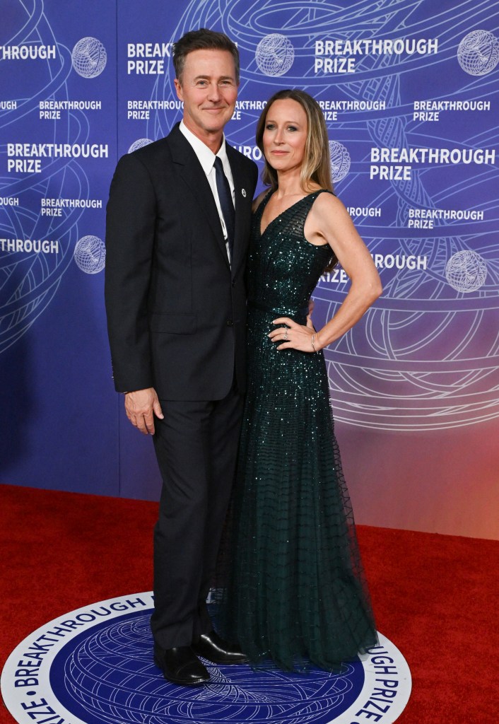 Edward Norton and Shauna Robertson attend the Breakthrough Prize Ceremony