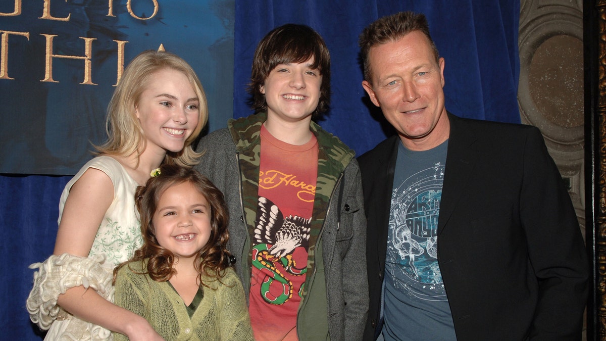 Josh Hutcherson and the cast of "Bridge to Terebithia"