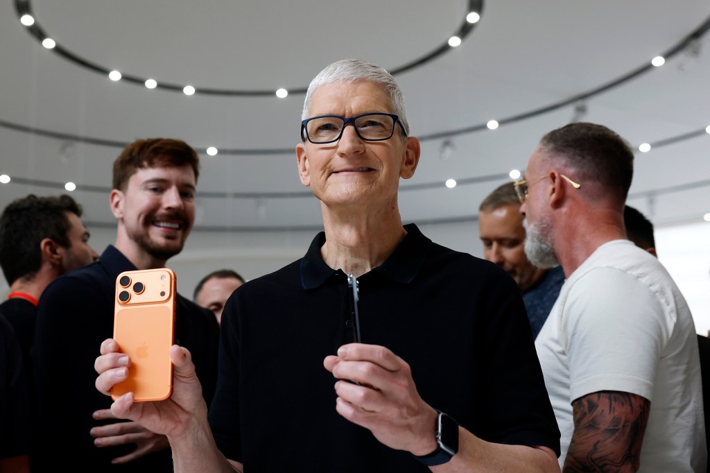 Apple CEO Tim Cook to Step Down, John Ternus Named Successor