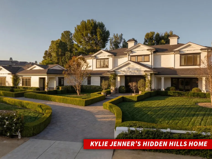 kylie jenner hidden hills home sub Cristiano Cruzio from Cruzio Studios