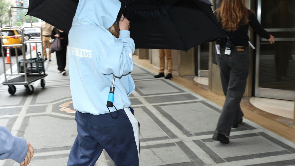 Sydney Sweeney arriving on the set of The Devil Wears Prada 2 in New York City