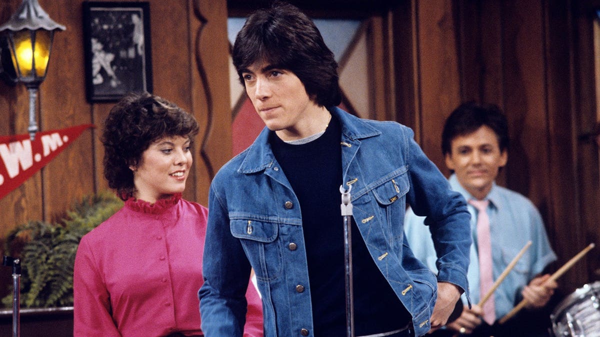 Scott Baio and Erin Morran in a screengrab from "Happy Days" in February 1982.