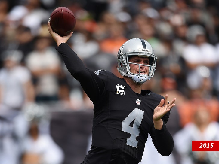 derek carr getty 1