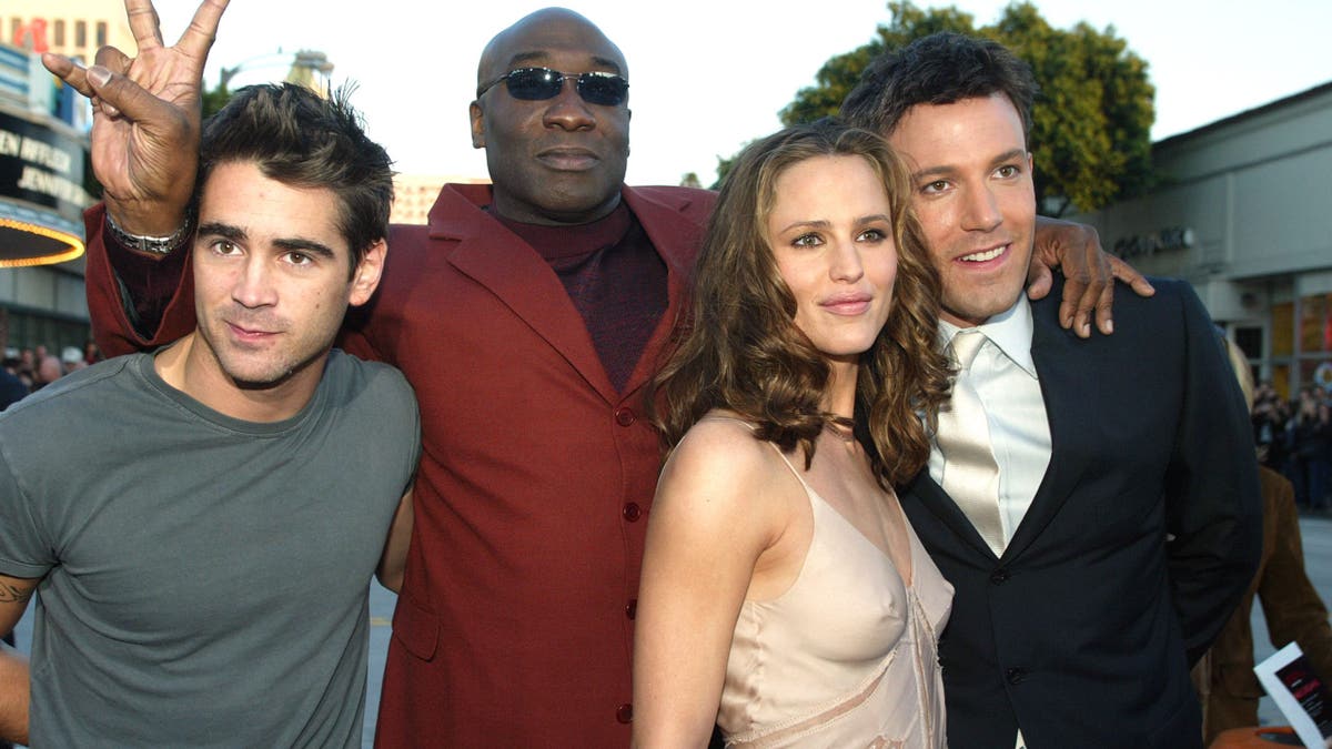 Colin Farrell, Michael Clarke Duncan, Jennifer Garner and Ben Affleck posing at Daredevil premiere in Los Angeles