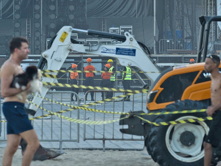 shakira death of worker getty 2