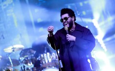 The Weeknd performs onstage during the Michael Rubin REFORM Alliance Casino Night Event on September 13, 2025 in Atlantic City, New Jersey.