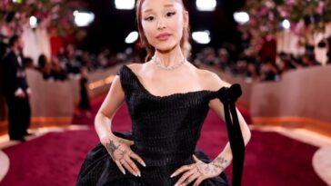 Ariana Grande Teases New Album & Italy Mayor Shares Reaction: Video