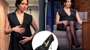 Aubrey Plaza wore these affordable heels on 'Late Night with Seth Meyers'