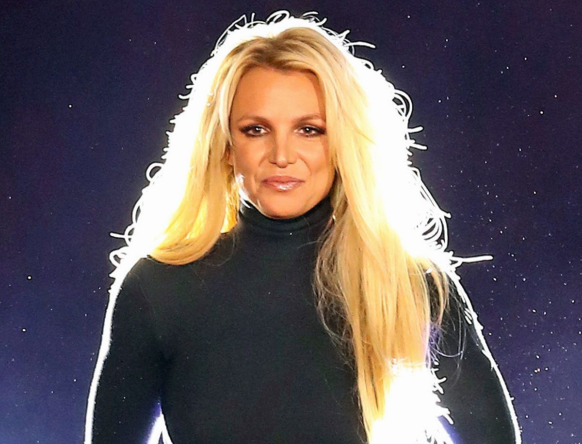 Britney Spears Voluntarily Enters Rehab - She Knows 'She Hit Rock Bottom'