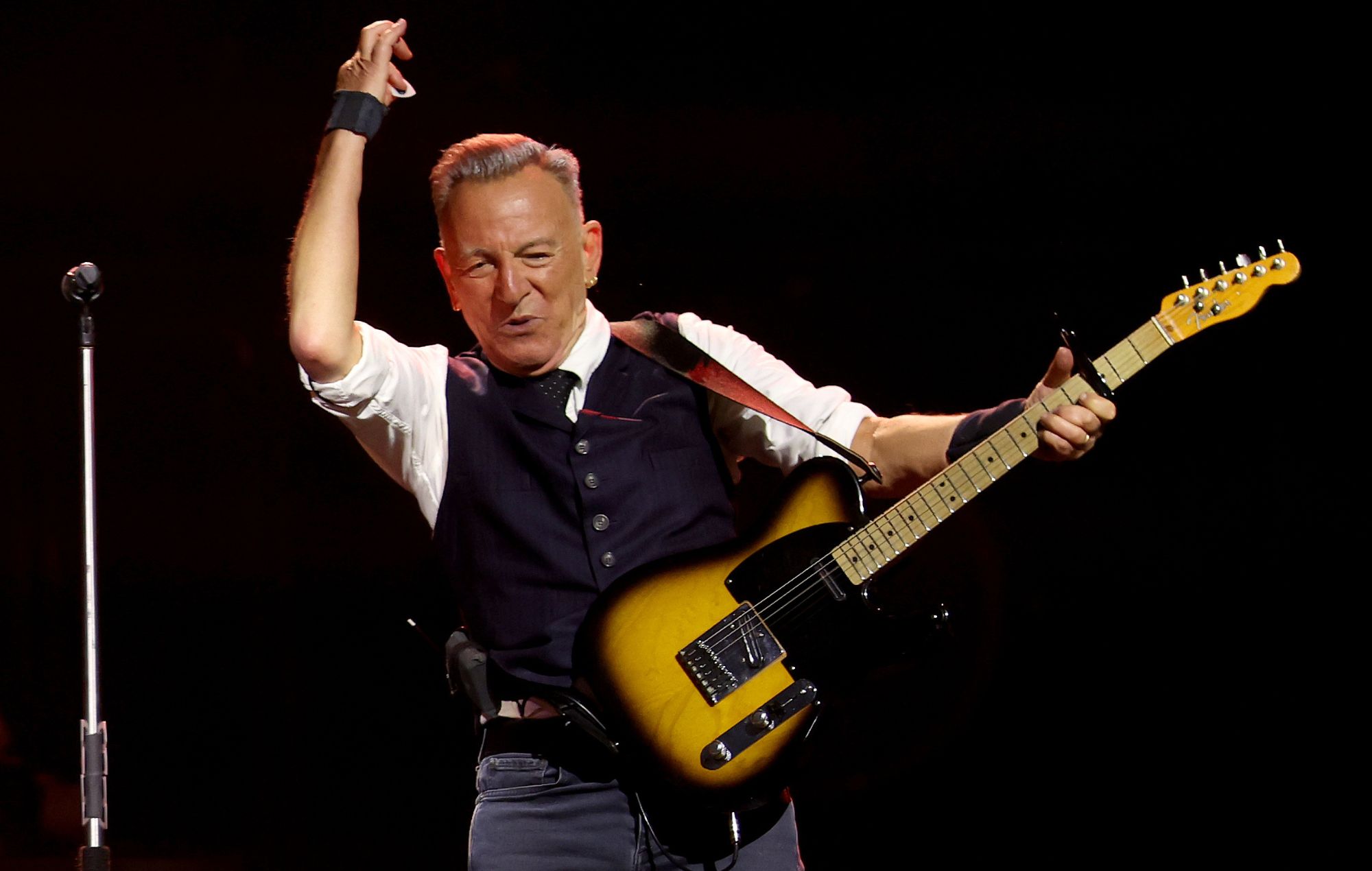 Bruce Springsteen makes powerful statement after assassination attempt on Donald Trump