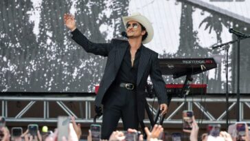 Bruno Mars Kicks off Romantic Tour, Gets Honored in Las Vegas