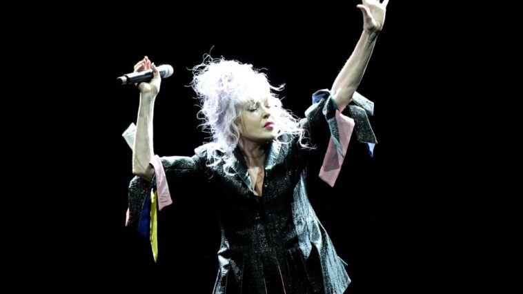 Cyndi Lauper Calls Out Crowd Heckler at Vegas Kickoff Concert