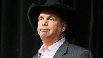 Here's Why Garth Brooks' Longtime Business Partner Sued Him