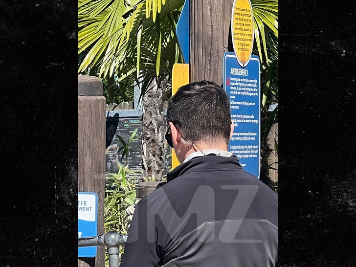 ivanka trump at disneyland paris security guard tmz 1