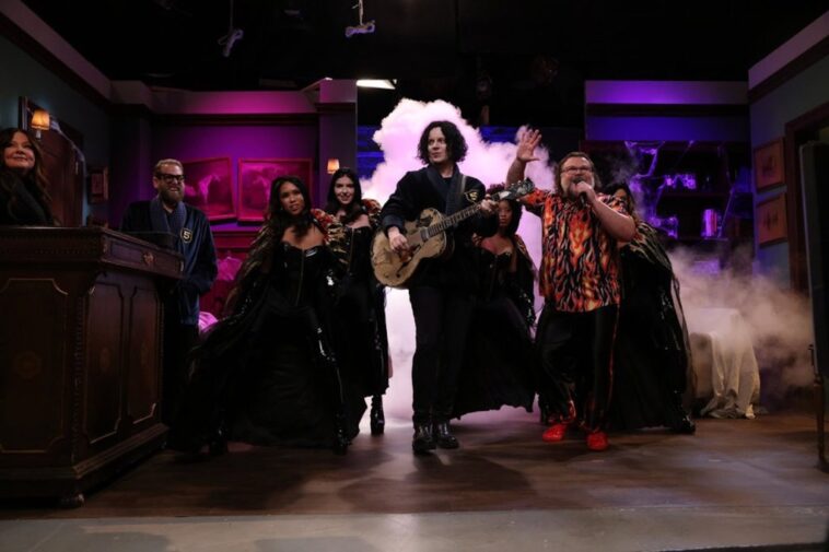 Jack Black and Jack White Perform 'Seven Nation Army'