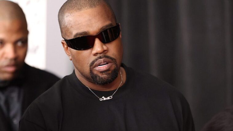 Kanye's 'Bully' No. 1 Debut on Top R&B/Hip-Hop Albums Chart